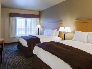 Western & Hotel 3*