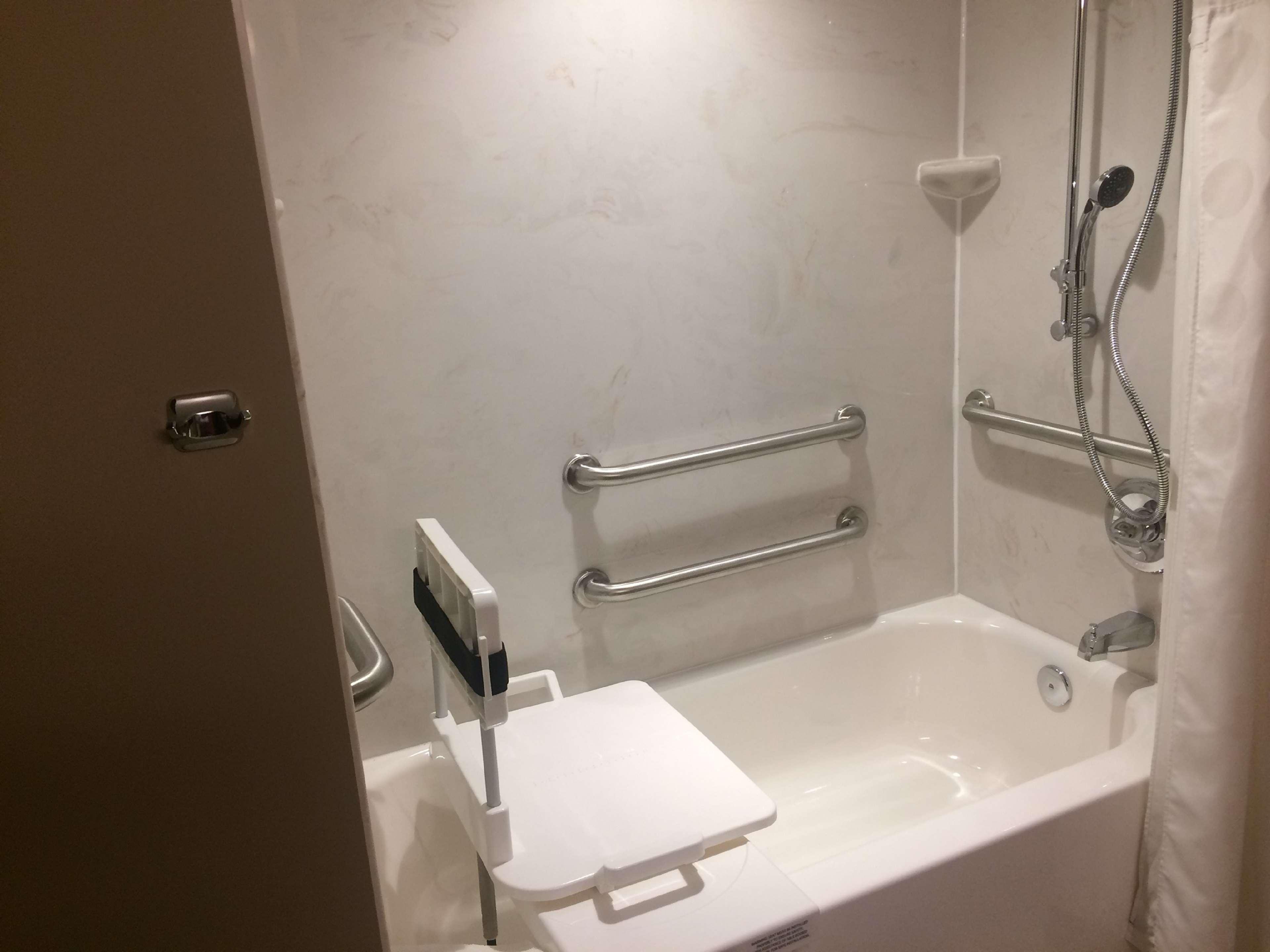 Western Inn&suites Shelby